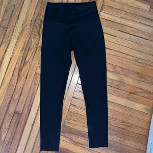 Black yogalicious leggings size XS